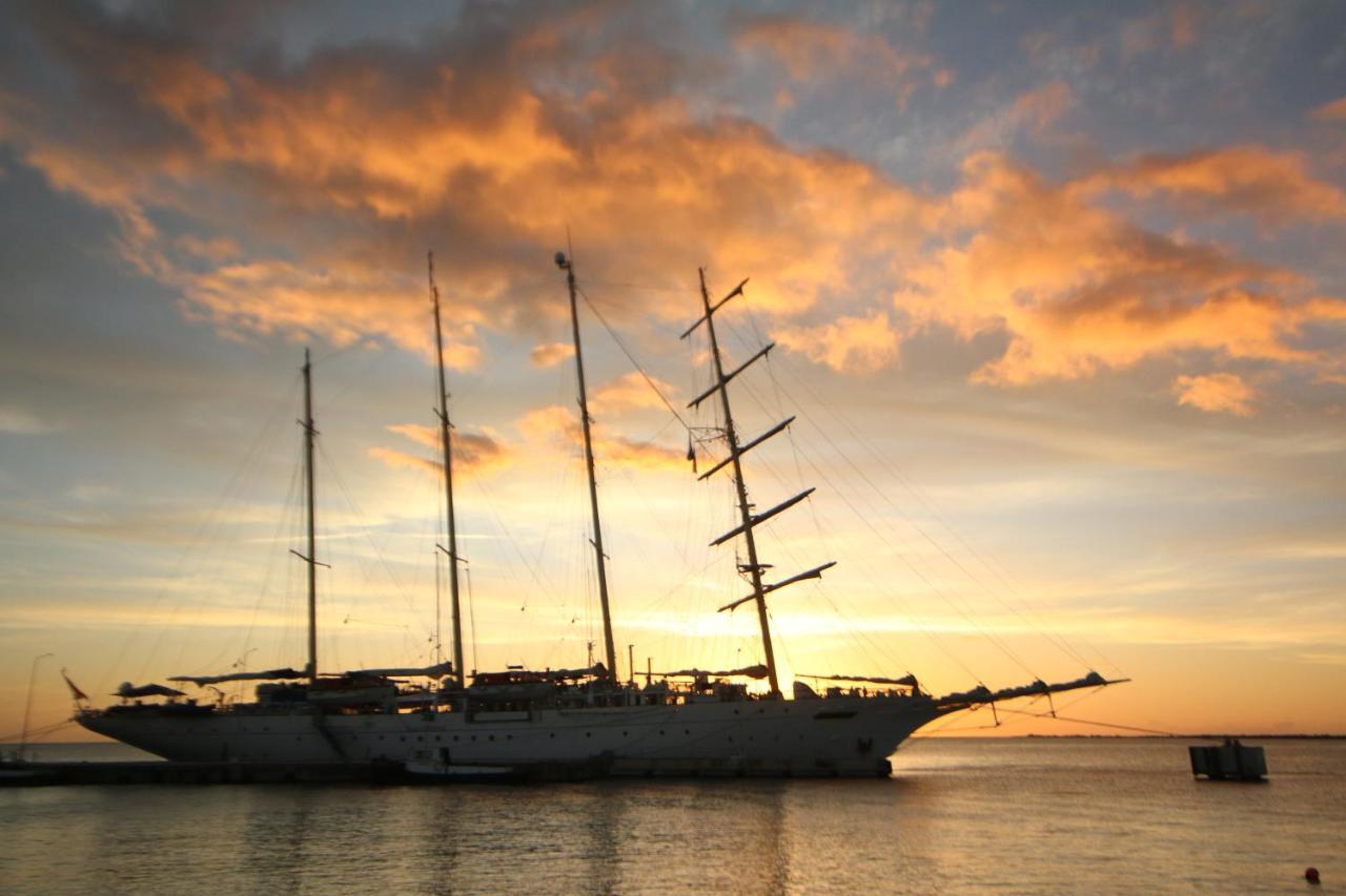 Hotel Islander Bonaire Kralendijk Esterno foto